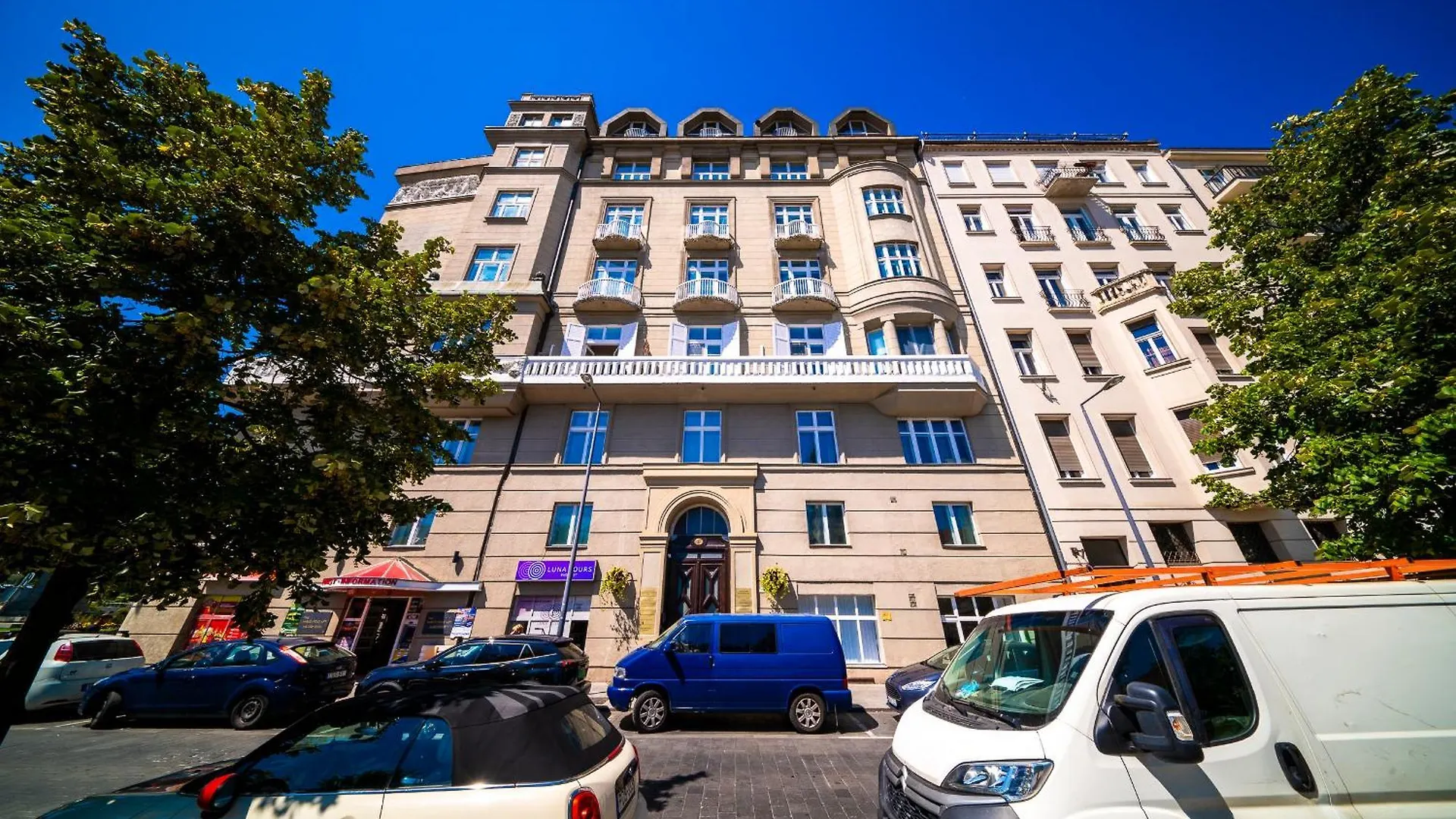 Lägenhet Budapest Riverfront Suite
